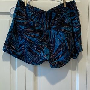 Lululemon Drawstring shorts